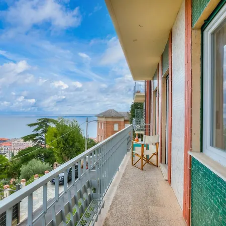 Simply Romantic Sea View - Happy Apartment *