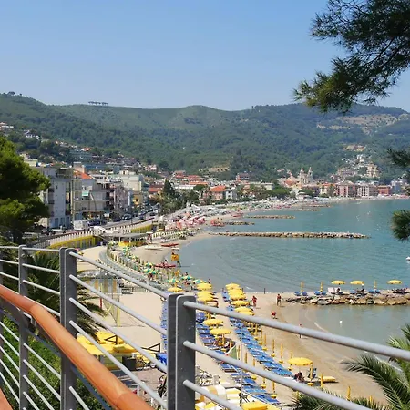 Simply Romantic Sea View - Happy * Alassio
